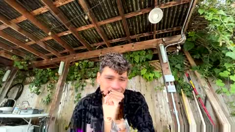 Snapshot of coronelking chatting on 10-15-25, 07:25 coronelking online show from 10-15-25, 07:25