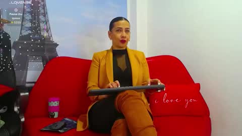 cortney tayler online show from 09-19-25, 01:12