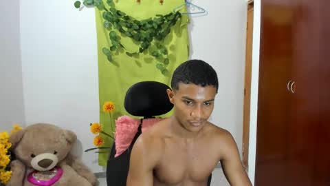 Ethan  online show from 02-05-25, 03:34