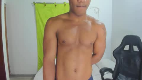 Snapshot of corzoethan chatting on 05-12-26, 04:48 Ethan online show from 05-12-26, 04:48