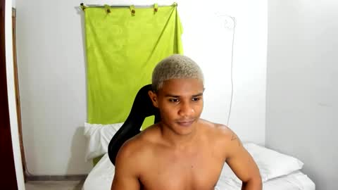 Snapshot of corzoethan chatting on 05-16-26, 05:45 Ethan online show from 05-16-26, 05:45