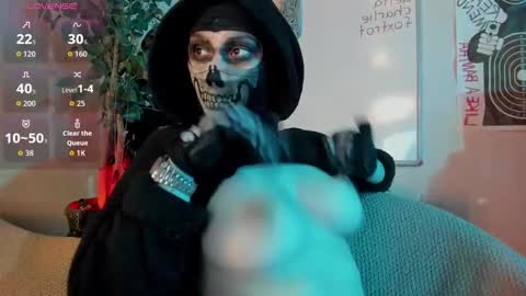 Snapshot of cos_operator chatting on 11-07-25, 07:47 cos_operator online show from 11-07-25, 07:47