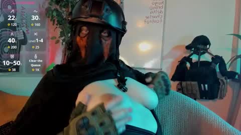 Snapshot of cos_operator chatting on 11-26-25, 08:21 cos_operator online show from 11-26-25, 08:21