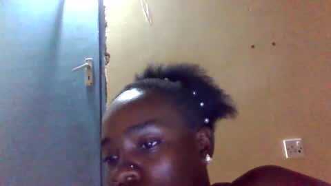 Snapshot of cosabella_cosie chatting on 05-19-26, 08:26 Cosabella online show from 05-19-26, 08:26