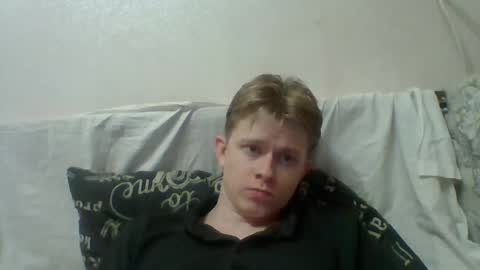 Snapshot of cosm2312 chatting on 04-26-26, 04:59 Andrew online show from 04-26-26, 04:59