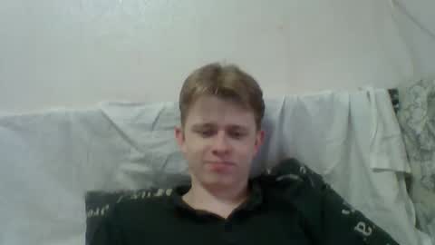Snapshot of cosm2312 chatting on 04-27-26, 04:16 Andrew online show from 04-27-26, 04:16