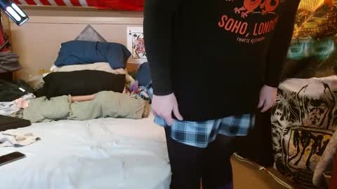 cosmicjones88 online show from 04-03-26, 09:18