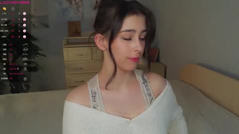 Luna online show from 12-04-25, 03:21