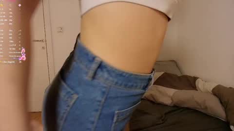 Snapshot of cosmos_baby chatting on 05-10-26, 06:46 Luna online show from 05-10-26, 06:46