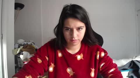 costantine helena24 online show from 12-04-25, 10:57