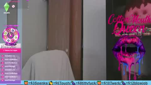 Snapshot of cottonmoufqueen chatting on 06-25-26, 05:12 cottonmoufqueen online show from 06-25-26, 05:12