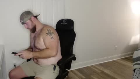 Snapshot of countrystrong53 chatting on 11-20-25, 02:06 countrystrong35 online show from 11-20-25, 02:06