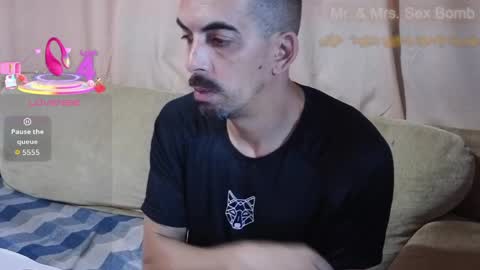 Snapshot of couple2021iam chatting on 04-01-26, 11:22 Alone online show from 04-01-26, 11:22