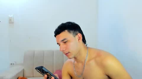 aron y stivens online show from 10-16-25, 12:44