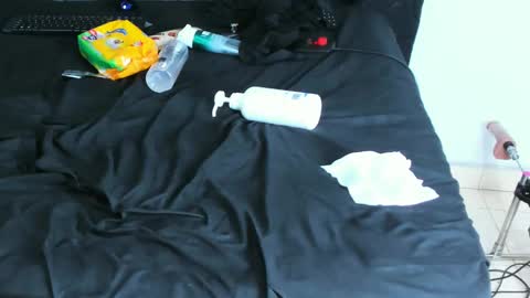 Andrea and Scott online show from 02-19-25, 12:33