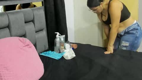 Andrea and Scott online show from 03-03-25, 07:43