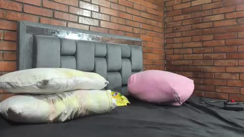 Andrea and Scott online show from 09-12-25, 09:20