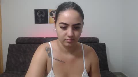 Snapshot of couple_sexandlove chatting on 03-11-25, 10:51 ALEJANDRO Y EMILY online show from 03-11-25, 10:51