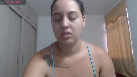 Snapshot of couple_sexandlove chatting on 09-09-25, 11:32 ALEJANDRO Y EMILY online show from 09-09-25, 11:32