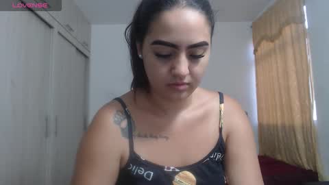 Snapshot of couple_sexandlove chatting on 10-04-25, 11:52 ALEJANDRO Y EMILY online show from 10-04-25, 11:52