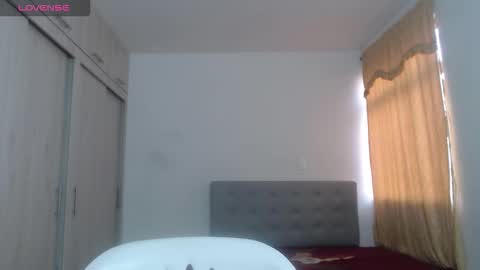 Snapshot of couple_sexandlove chatting on 10-05-25, 12:25 ALEJANDRO Y EMILY online show from 10-05-25, 12:25