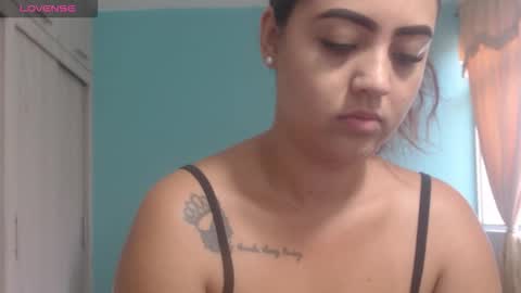  ALEJANDRO Y EMILY  online show from 12-17-25, 12:55