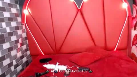 MIA LIZ AND SAM online show from 02-23-25, 11:47