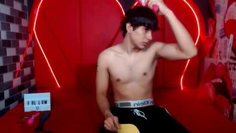 MIA LIZ AND SAM online show from 10-03-25, 07:33