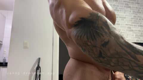 couplemuscle40 online show from 04-01-26, 01:17