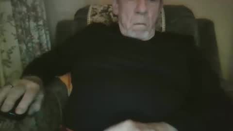 courieral1 online show from 11-26-25, 07:09