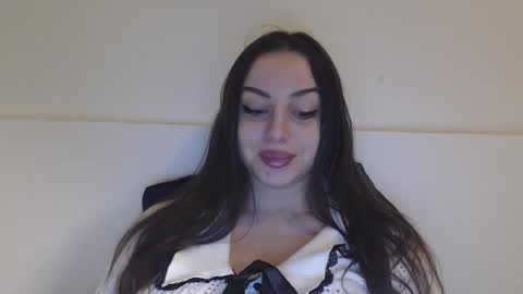 Snapshot of courtney_lux chatting on 12-03-24, 08:05 Courtney online show from 12-03-24, 08:05