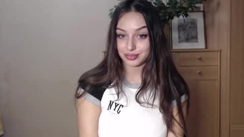 Snapshot of courtney_lux chatting on 01-14-25, 06:38 Courtney online show from 01-14-25, 06:38