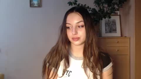 Snapshot of courtney_lux chatting on 01-15-25, 08:09 Courtney online show from 01-15-25, 08:09