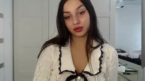 Snapshot of courtney_lux chatting on 10-10-25, 01:54 Courtney online show from 10-10-25, 01:54