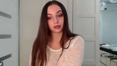 Snapshot of courtney_lux chatting on 10-23-25, 02:27 Courtney online show from 10-23-25, 02:27