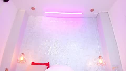 courtney online show from 02-25-25, 07:20