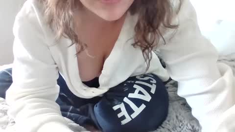 courtxoxo_o online show from 02-18-25, 04:48