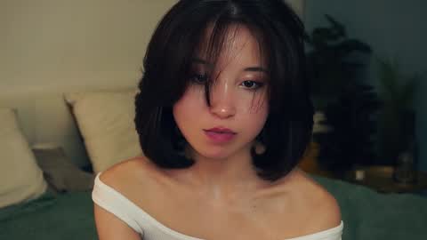 Yui online show from 01-31-25, 04:59