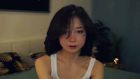 Yui online show from 02-03-25, 07:51