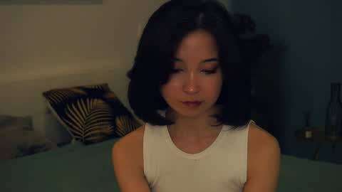 Yui online show from 02-08-25, 10:07