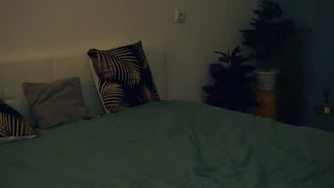 Yui online show from 02-10-25, 04:36