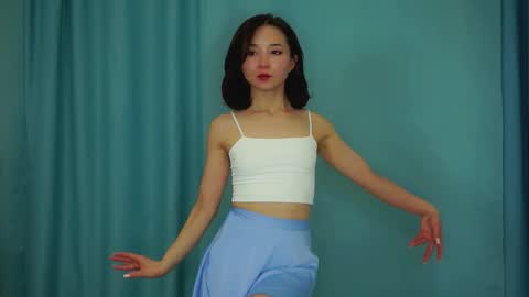 Yui online show from 03-11-25, 10:51