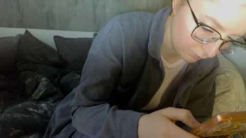 Snapshot of coy_girl_ chatting on 06-10-26, 11:20 My name is Emma - HELP COLLECT TOKENS FOR THE OPERATION FOR MY DAUGHTER online show from 06-10-26, 11:20