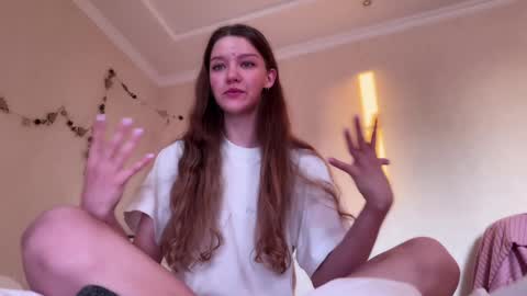 Snapshot of coyness_geneva chatting on 12-12-24, 12:12 Geneva online show from 12-12-24, 12:12