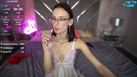 cozymell online show from 02-06-25, 10:48