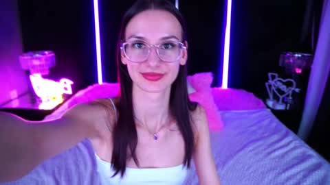 cozymell online show from 03-04-25, 10:02