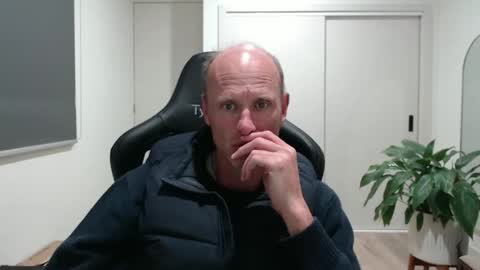 Snapshot of cptduckpants chatting on 09-22-25, 08:38 cptduckpants online show from 09-22-25, 08:38