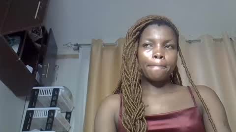 Snapshot of craizybitch chatting on 03-06-25, 02:51 craizybitch online show from 03-06-25, 02:51