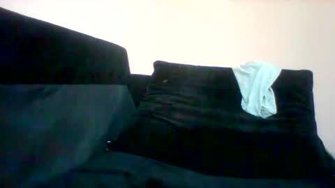 Snapshot of crammy_freaky chatting on 12-18-25, 10:32 crammy_freaky online show from 12-18-25, 10:32