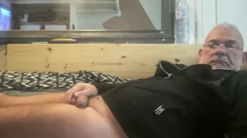 crapaud75018 online show from 10-21-25, 09:54